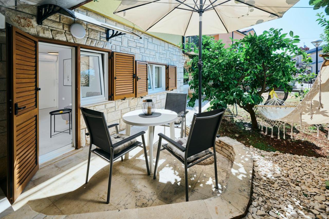 Apartmani Erik Umag Exteriör bild