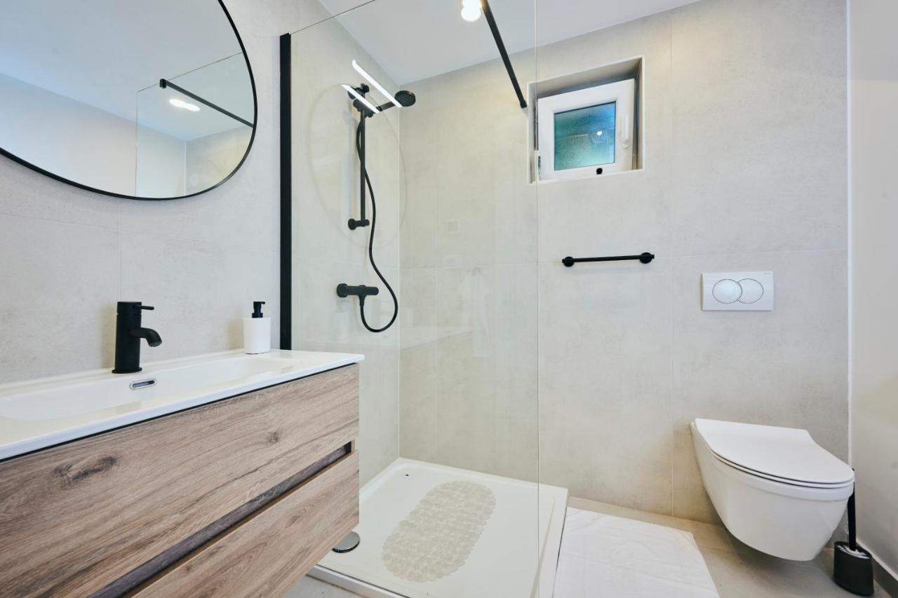 Apartmani Erik Umag Exteriör bild